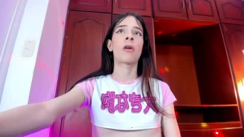 im_brittany_333 online show from 05/17/26, 03:08