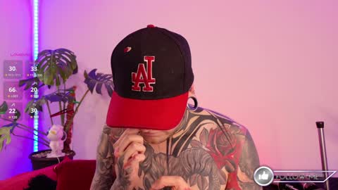 Snapshot of im_bryan chatting on 12/21/24, 09:01 Bryan online show from 12/21/24, 09:01