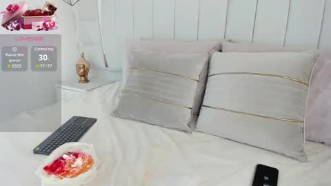 DAHLIA online show from 02/21/25, 08:27