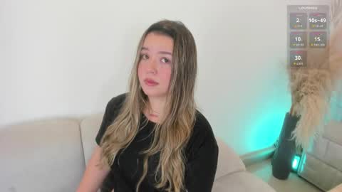 DAHLIA online show from 04/08/26, 08:53