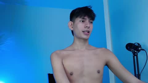 Snapshot of im_davo23 chatting on 01/05/25, 02:08 Davo online show from 01/05/25, 02:08