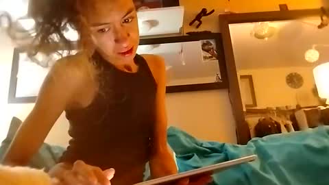 Ellliiana  online show from 10/20/25, 04:18
