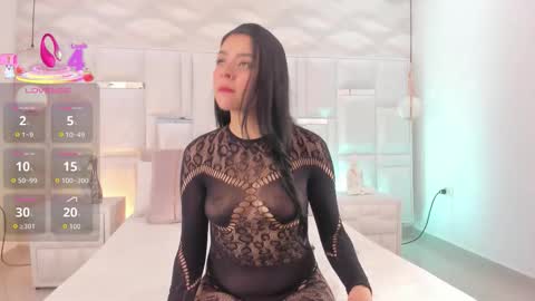helem  online show from 10/11/25, 01:31