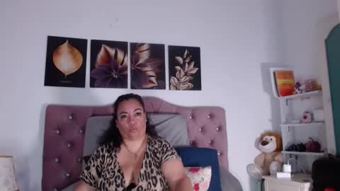 Hellen online show from 09/24/25, 09:51