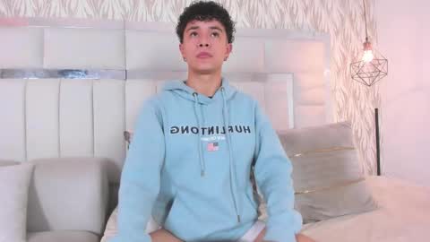 Snapshot of im_joel_ chatting on 02/18/26, 04:19 JOEL online show from 02/18/26, 04:19