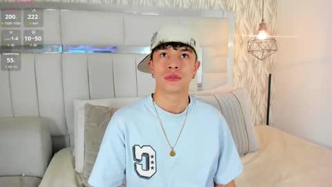 Snapshot of im_joel_ chatting on 02/23/26, 04:32 JOEL online show from 02/23/26, 04:32