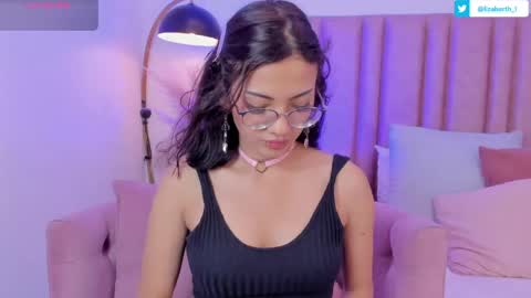 Snapshot of im_lily_ chatting on 06/05/26, 01:39 Lilyy online show from 06/05/26, 01:39