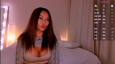 Milla online show from 01/09/25, 06:04