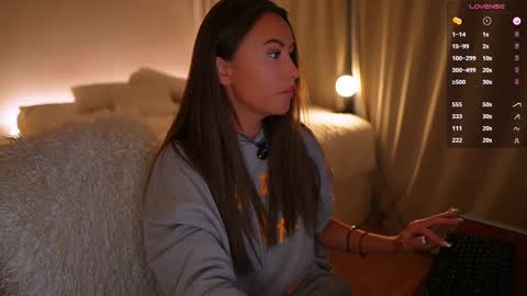 Milla online show from 03/01/25, 02:02