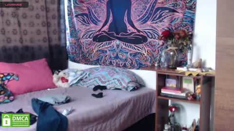 Cutie pie online show from 02/12/25, 12:33