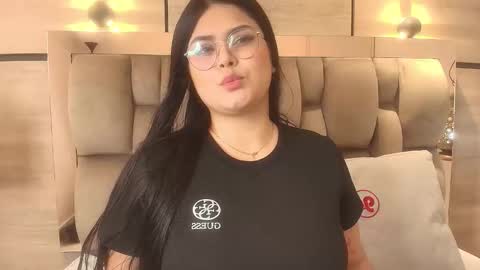 im mou  online show from 12/05/25, 12:14