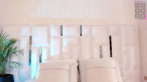 Nika online show from 10/14/25, 12:50