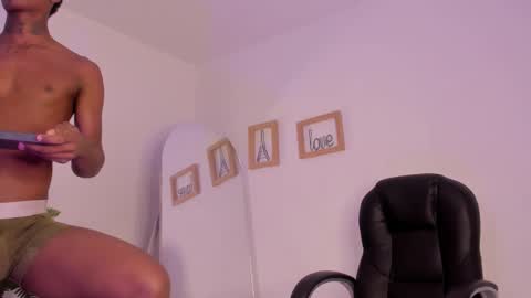 oleider dont forget your thumbs up online show from 02/27/26, 04:56