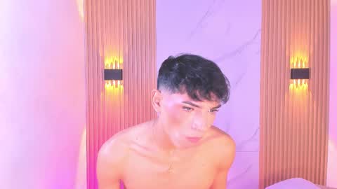 im_sebaslopez online show from 11/11/25, 08:20