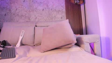 im_tyra online show from 12/11/24, 08:47