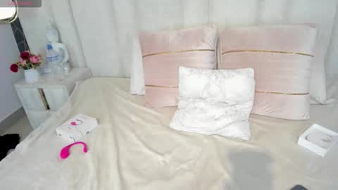 Xime online show from 02/20/26, 09:04