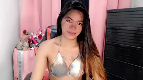 Snapshot of im_yourfairyannaxx chatting on 09/30/25, 12:04 im_yourfairyannaxx online show from 09/30/25, 12:04