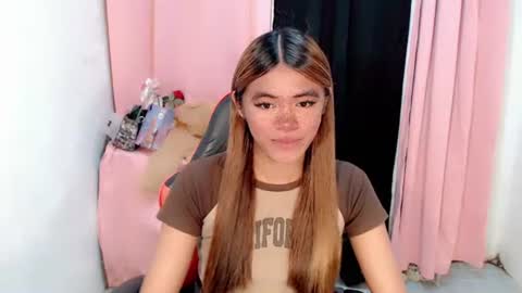 im_yourfairyannaxx online show from 04/05/26, 07:49