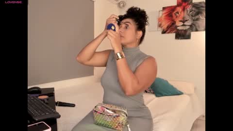 Snapshot of imacwenn_ chatting on 01/09/25, 03:12 Sofia online show from 01/09/25, 03:12