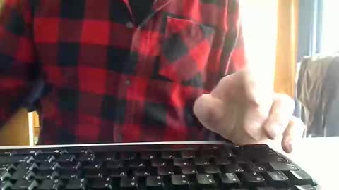 Snapshot of imaussiechris chatting on 05/18/26, 12:40 Aussie Guy online show from 05/18/26, 12:40