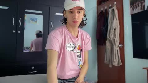 Colton Alvin Independent model online show from 10/17/25, 11:07