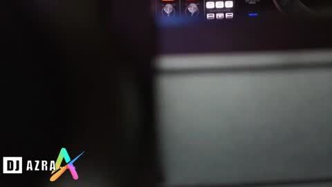 Snapshot of imdjazra chatting on 12/22/24, 03:22 DJ Azra online show from 12/22/24, 03:22