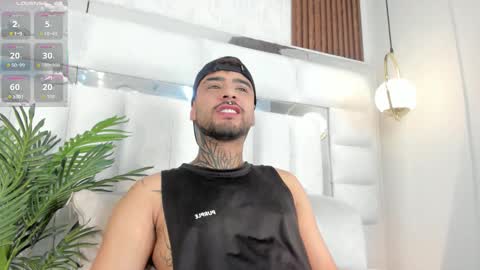 Felipe Ferrer online show from 11/26/25, 08:43