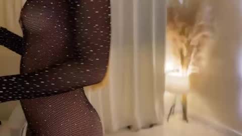 Gabriela online show from 12/21/24, 01:04