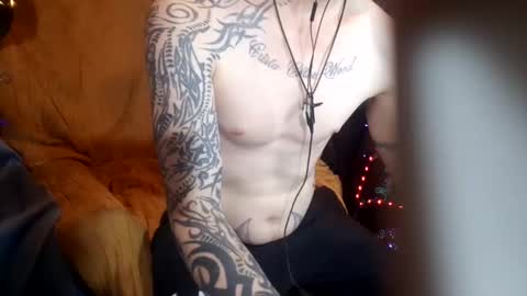 Snapshot of imglorious1 chatting on 10/20/25, 10:59 JJ online show from 10/20/25, 10:59