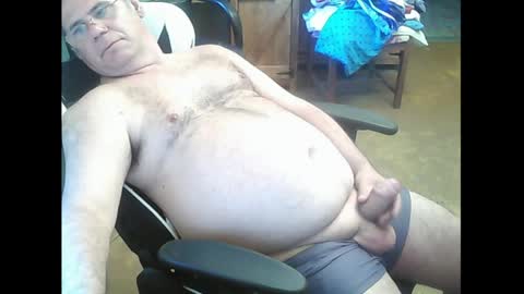 Snapshot of imici76 chatting on 06/06/26, 02:11 imici76 online show from 06/06/26, 02:11