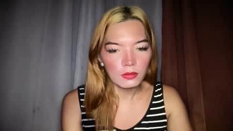 Mika online show from 03/11/26, 04:18