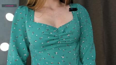 Snapshot of imjustsayingthata chatting on 12/20/24, 01:58 imjustsayingthata online show from 12/20/24, 01:58