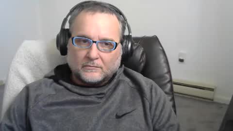 Snapshot of imkmac chatting on 11/04/25, 06:51 Kel online show from 11/04/25, 06:51