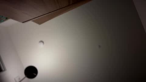 imlightskn online show from 02/26/25, 12:25