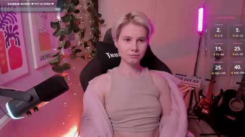 Mia online show from 02/28/25, 12:52