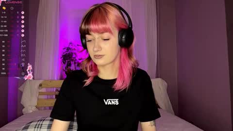 Dina online show from 02/28/26, 03:57