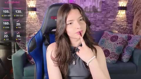 Karen  online show from 09/17/25, 07:37