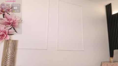 Karen  online show from 02/02/26, 07:34