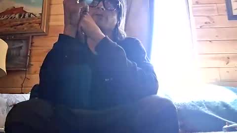 Imstuckhere online show from 05/31/26, 09:05