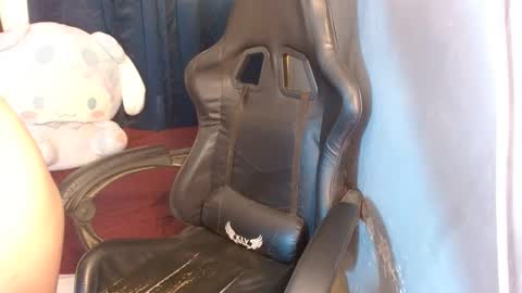 Snapshot of imyourkitty06 chatting on 12/13/24, 02:38 jane online show from 12/13/24, 02:38