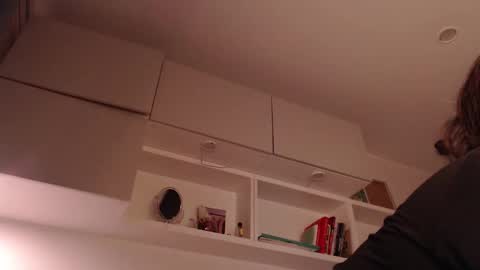 Lin online show from 09/13/25, 04:29