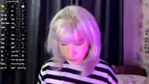 Lola online show from 11/09/25, 07:01