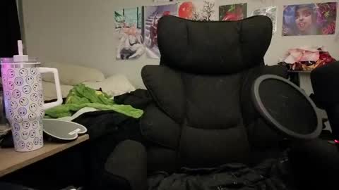 Inarafoxx online show from 04/22/26, 03:20