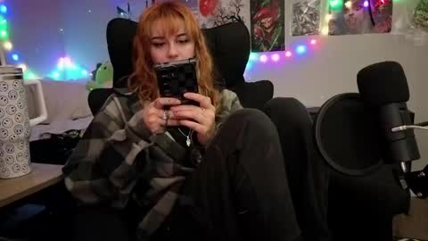 Snapshot of inarafoxxx chatting on 04/26/26, 03:04 Inarafoxx online show from 04/26/26, 03:04