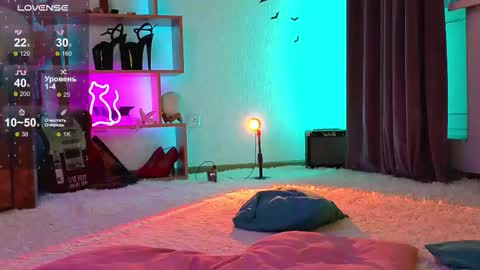  Dina  Help me reach 100 likes  online show from 03/21/26, 10:24