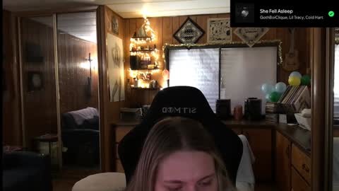 Snapshot of incognitoqueen chatting on 12/20/24, 11:47 Carter online show from 12/20/24, 11:47