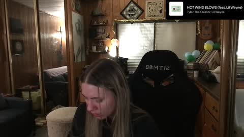 Snapshot of incognitoqueen chatting on 12/30/24, 08:21 Carter online show from 12/30/24, 08:21