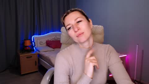 incredible_ariela online show from 12/11/24, 12:12