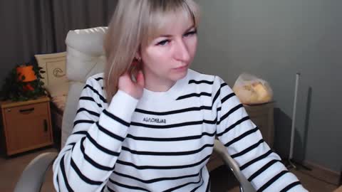 incredible_ariela online show from 01/11/25, 11:45