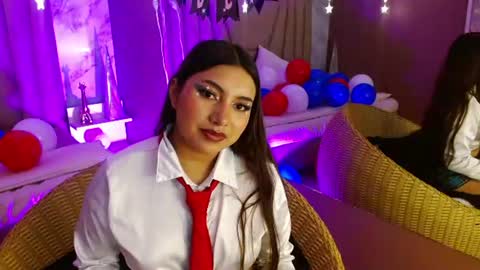 incredible_foxxy online show from 07/05/26, 03:56